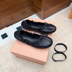 Miu Miu Leather ballerinas