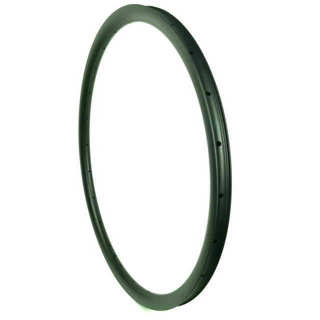 Light 700C Road Carbon Rims 30mm Width 30mm 35mm 40mm 45mm Profiles Tubeless With Hook