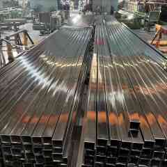 304/304L Stainless Steel Pipe & Tube – Seamless and Welded