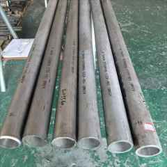 304/304L Stainless Steel Pipe & Tube – Seamless and Welded