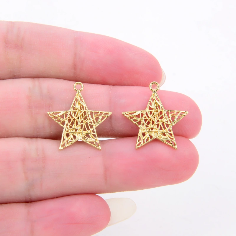 Oval dount star moon hand metal wire weaving style charm pandent attachment in gold colour ,jewelry necklace bracelet making