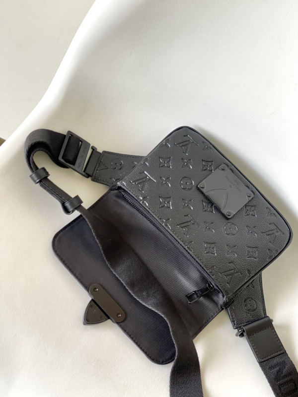 LV/路易威登2023新款男士S LOCK SLING 手袋  M45864 M45807 M58487 M46245LV路易威登男包