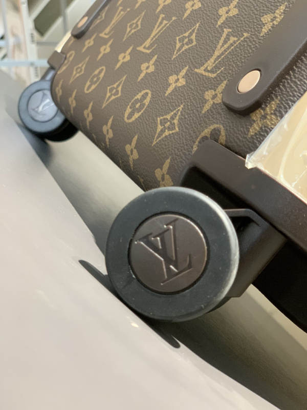 LV/路易威登2023新款男士老花HORIZON 55厘米四轮拉杆箱 【55cm 高货 对版箱】 HORIZON 四轮拉杆箱女士 M23203 N23209 M23002