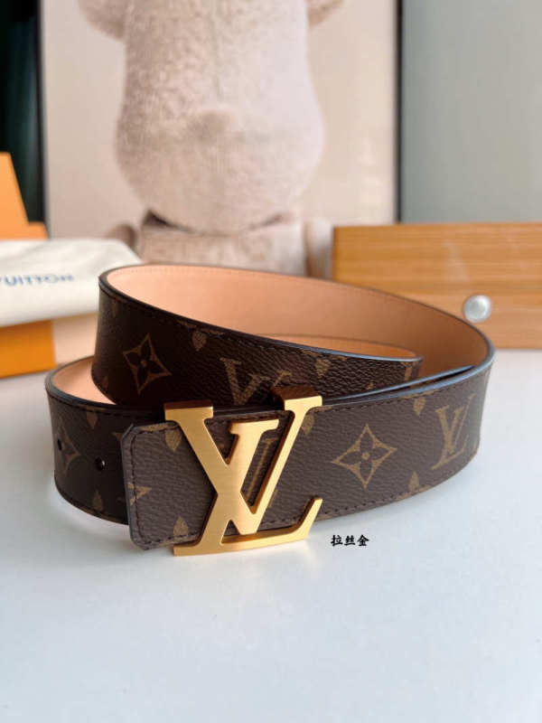 LOUIS VUITTON 路易威登 LV 男士   Initiales经典啡棋盘格/黑棋盘格/老花40毫米