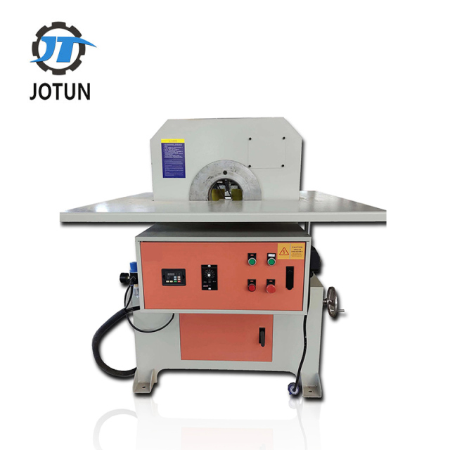 Tube polishing machine