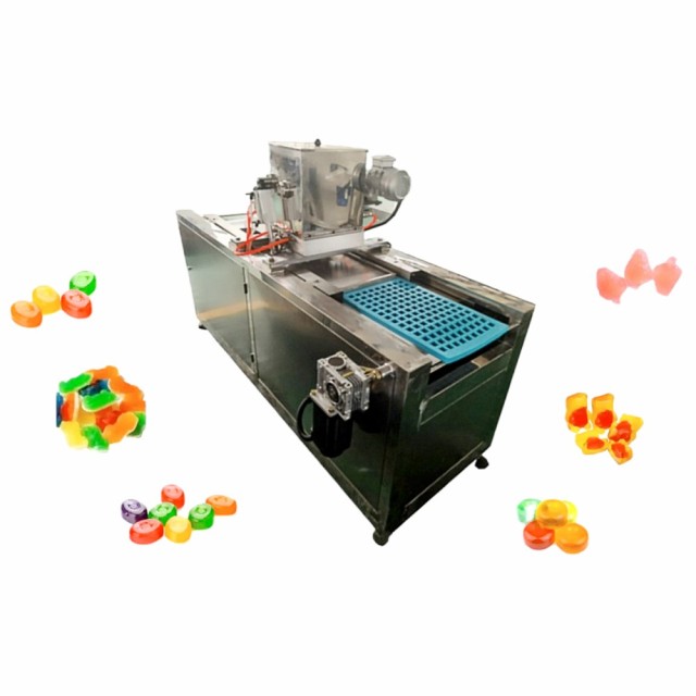 SMALL CANDY DEPOSITING FORMING MACHINE