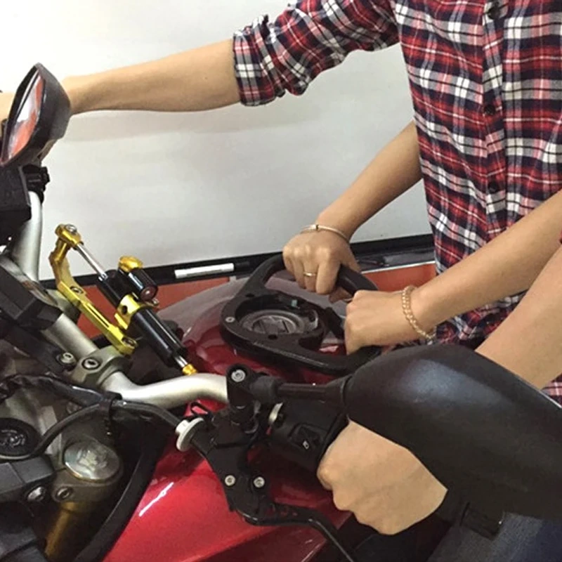 For Yamaha YZF-R6/R6S R25 R3 R1 R1M MT07 MT09 FZ07 FZ09 CNC Motorcycle Accessories Passenger Grab Handle Handgrips Hand Armrest