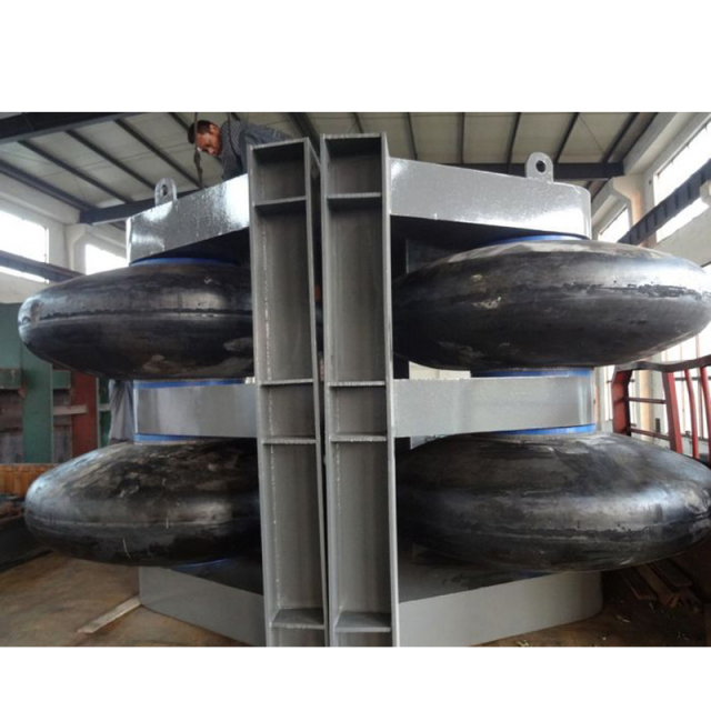 Factory price hot sale roller wheel fender marine fender dock ship rubber fender
