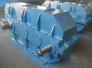 Crane gearbox with ratchet-pawl mechanism large transmission ratio high bearing capacity crane gearbox gear speed reducer