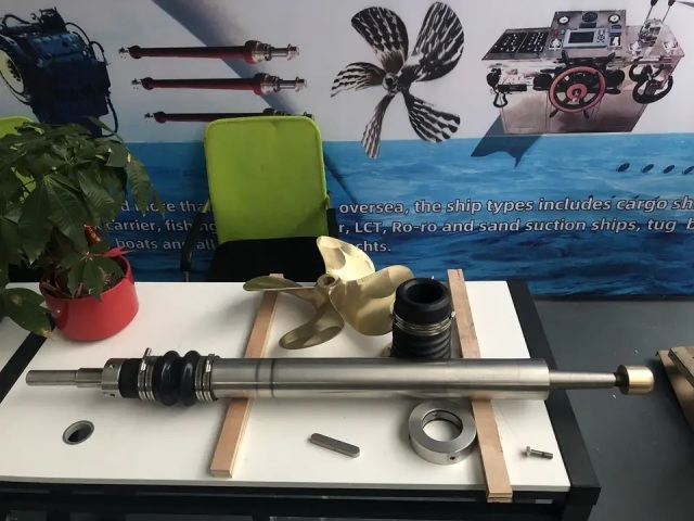High quality water/oil lubrication marine carbon steel or 304/316 stainless steel propeller boat shaft customized product