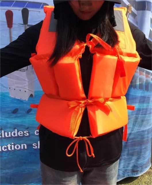 MARINE LIFE JACKET MADE OF POLYESTER STUFFED WITH BUOYANT FOAM INFLATABLE NYLON LIFE VEST WITH REFLECTIVE PATCH