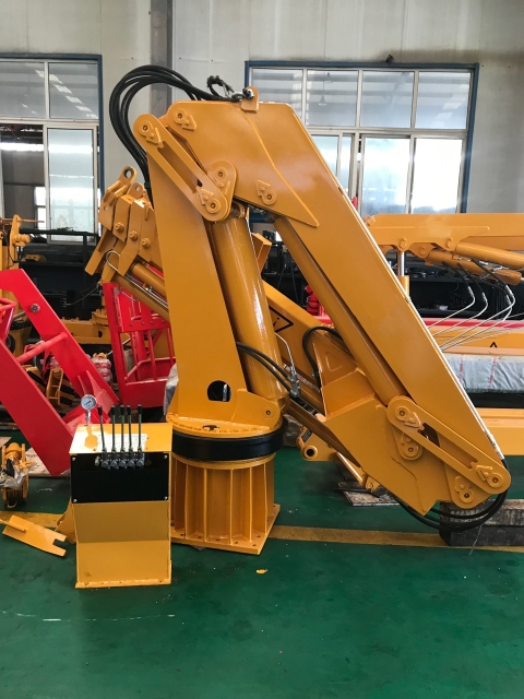 HOT SALE SINOOUTPUT 40TON 30TON 20TON 10TON 8TON 5 TON 3 TON 2TON MARINE SHIP HYDRAULIC CRANE