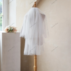 Finger Tips Two Layers Pearls Glitter Wedding Veils