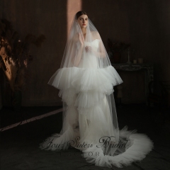 100 Inch Ruffled Tulle Edge Wedding Veil