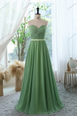 Delicate Sweetheart Prom Dress With Chiffon Pleated Skirt and belt