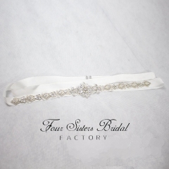 Glistering Rhinestones And Pearls Satin Wedding Sash