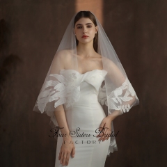 Two Layers Delicate Lace Flowers Veil