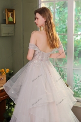 Princess Cut Wedding Dress With Detached Sleeve Sweet Heart Neckline
