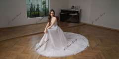 Big Lace Flowers Tulle Applique A Line Wedding Gown
