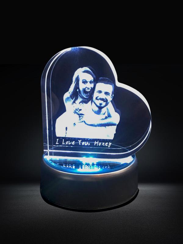 Custom Gifts for Lovers Laser Engraved Crystal Heart Personalized Photo Frame 3D Crystal Prestige