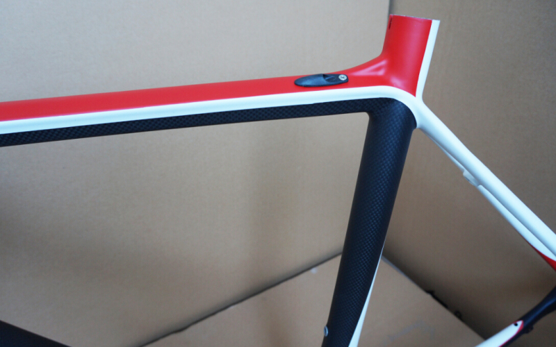 VB-R-016 Super Light Road Frame Di2 Ready Customized Painting