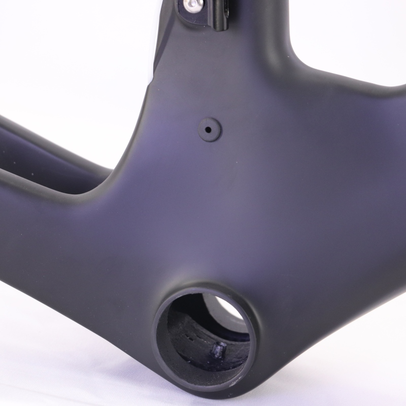 VeloBuild 2019 one piece mould monocoque frame disc version