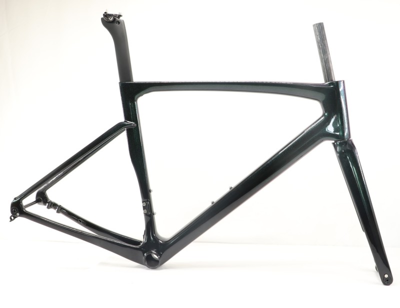 VB-R-168 Light Weight Carbon Road Bike Frameset Glossy Green Chameleon Fading Paint