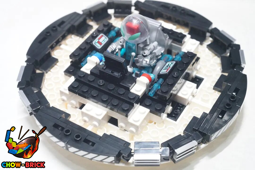 TuoMu T3012 Space Explanation:Space UFO Spacecraft w/ Lights - View 20 TuoMu T3012 Space Explanation:Space UFO Spacecraft w/ Lights - View 20