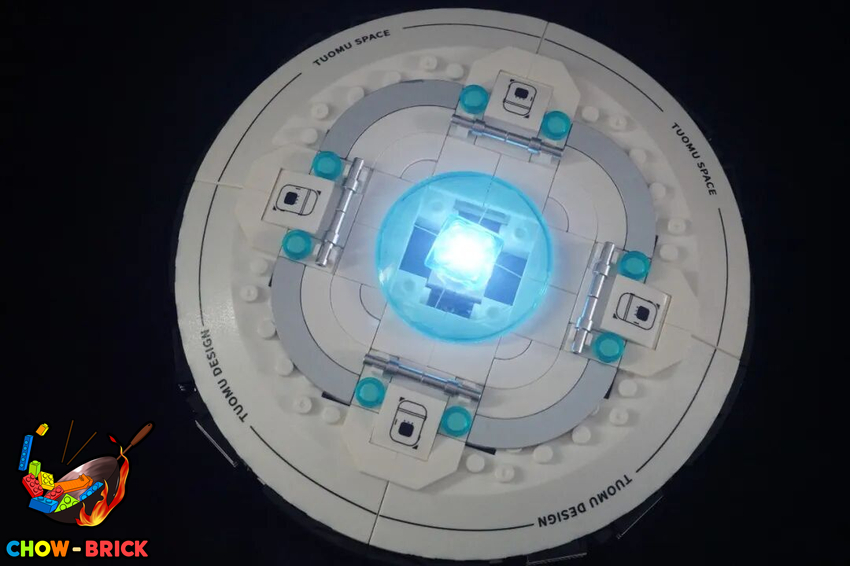 TuoMu T3012 Space Explanation:Space UFO Spacecraft w/ Lights - View 28 TuoMu T3012 Space Explanation:Space UFO Spacecraft w/ Lights - View 28