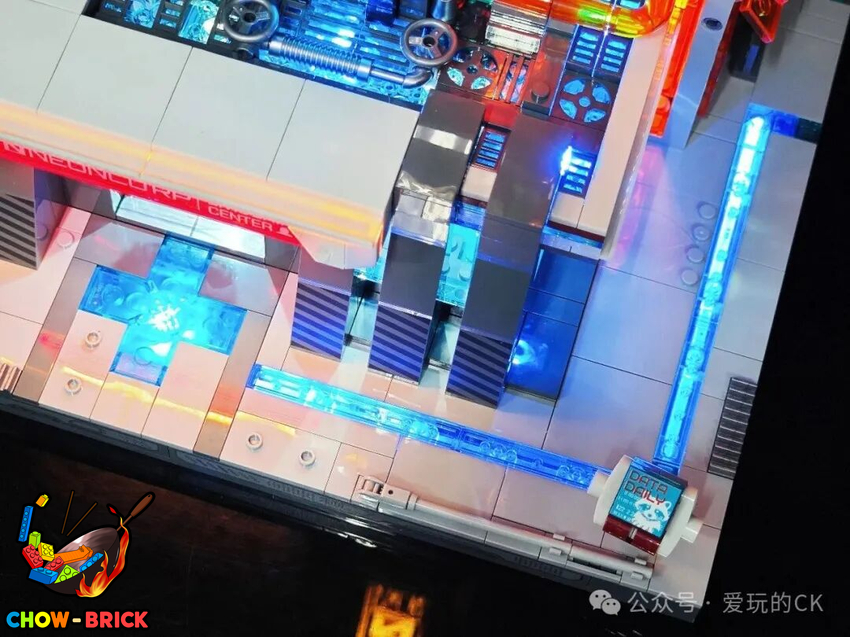 Lumibricks 17011 Neon Tech Tower w/ Lights - View 43 Lumibricks 17011 Neon Tech Tower w/ Lights - View 43