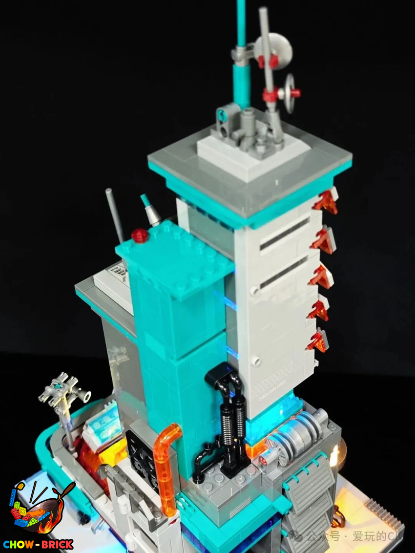 Lumibricks 17010 Neon Tech Station w/ Lights - View 54 Lumibricks 17010 Neon Tech Station w/ Lights - View 54