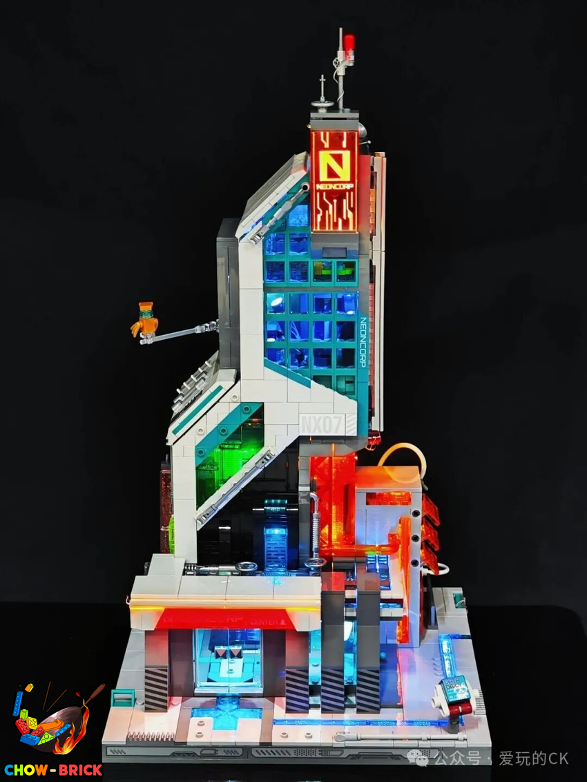 Lumibricks 17011 Neon Tech Tower w/ Lights - View 34 Lumibricks 17011 Neon Tech Tower w/ Lights - View 34