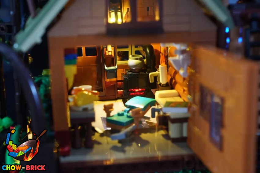 Lumibricks 10015 Misty Forest Cabin w/ Lights - View 71 Lumibricks 10015 Misty Forest Cabin w/ Lights - View 71