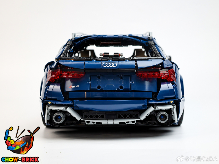 CaDA 1/8 C61515 Audi RS 6 Avant - View 2 CaDA 1/8 C61515 Audi RS 6 Avant - View 2
