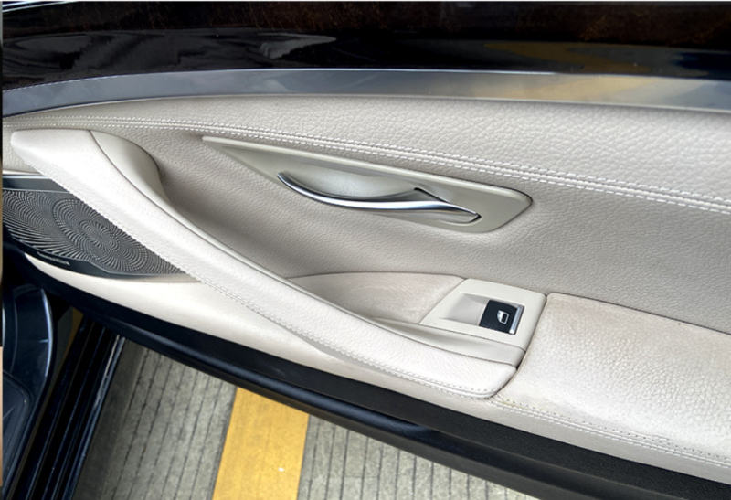 UPSZTEC Carbon Fiber Right rudder Car Interior Door Handle Fit For BMW 5 series F10 F11 2010-2017 Inner Panel Pull Trim Cover