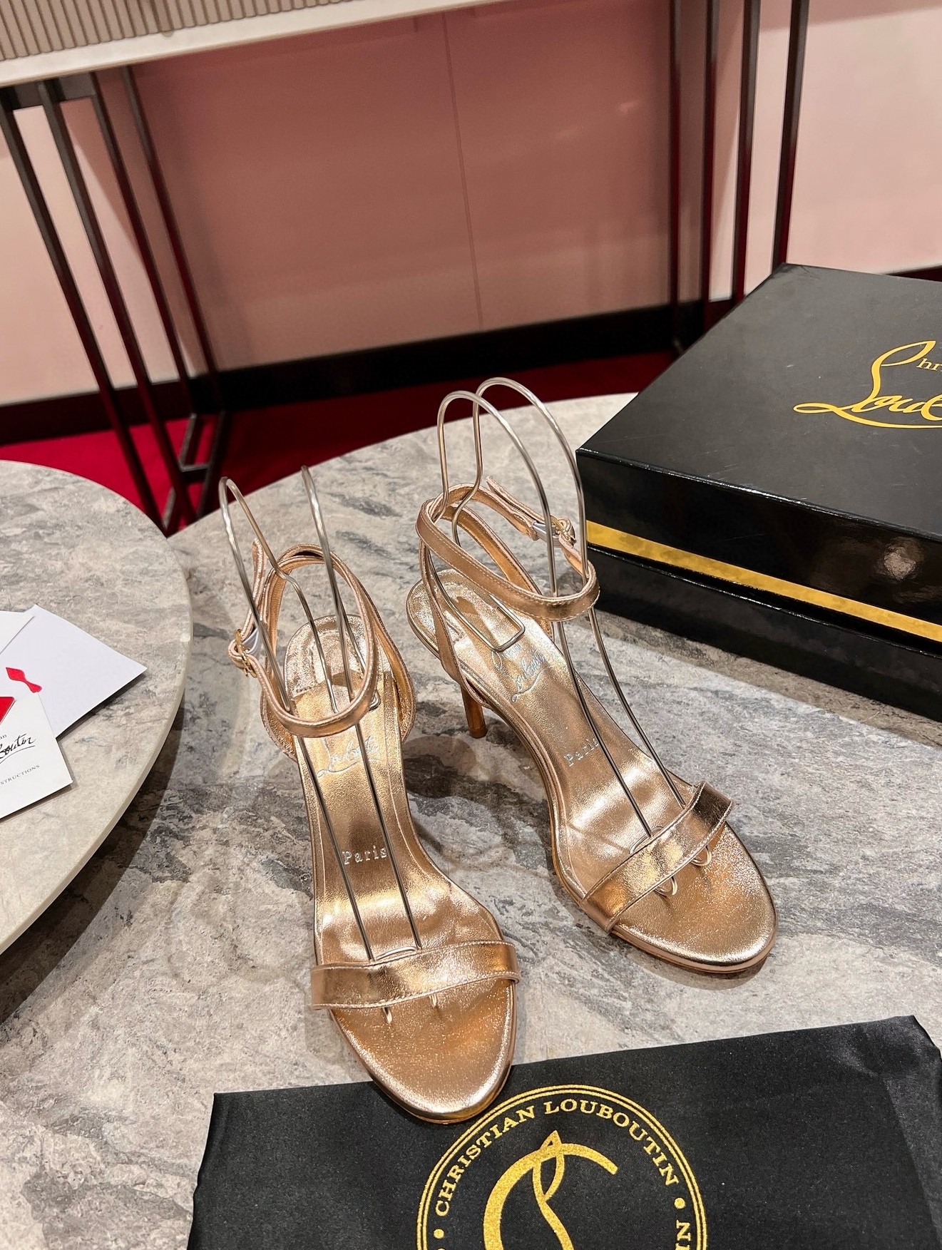 Replica Christian Louboutin Mascasandal Mm Sandals In Gold Leather