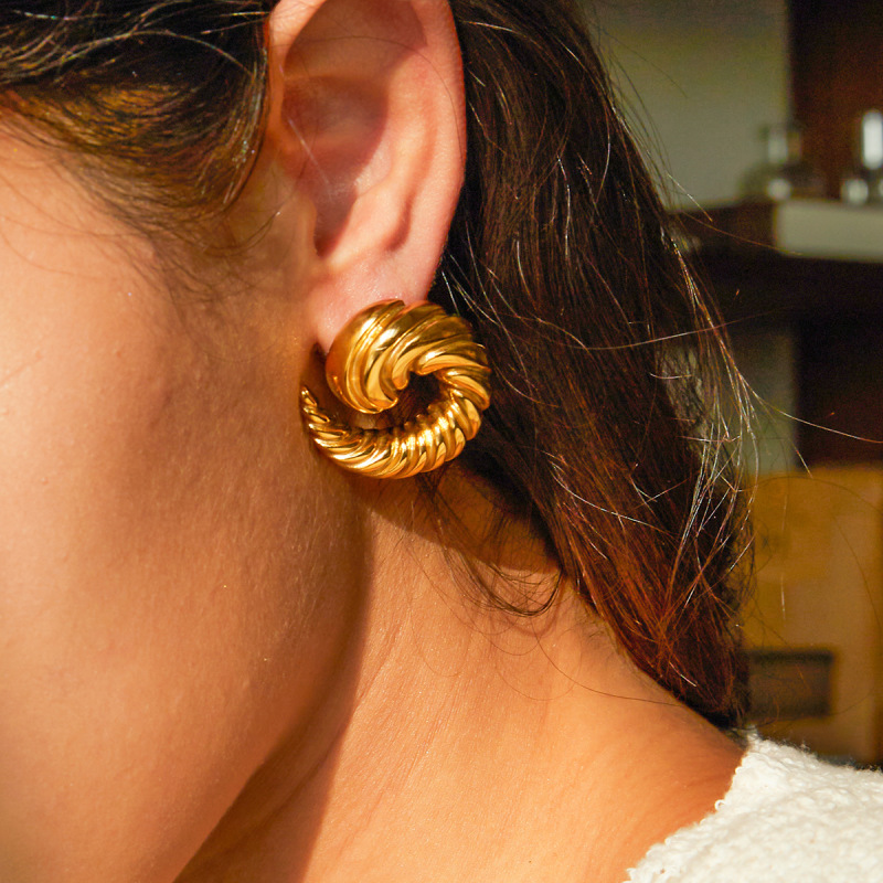 Spiral Cowhorn Earrings