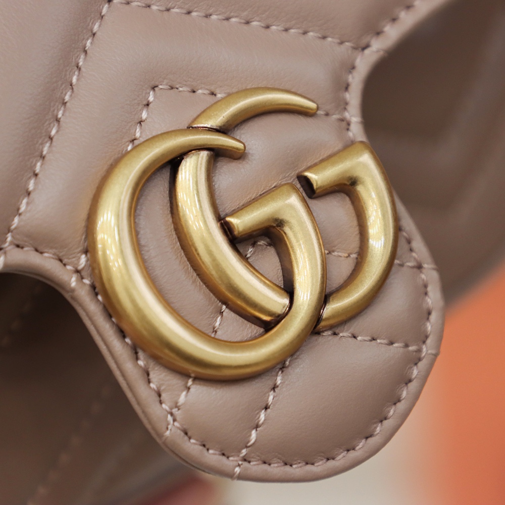 Gucci GG Marmont 鏈條包 奶茶色 細節圖