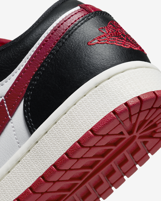 Air Jordan 1 Low(Women's sneakers embroidered board shoes)