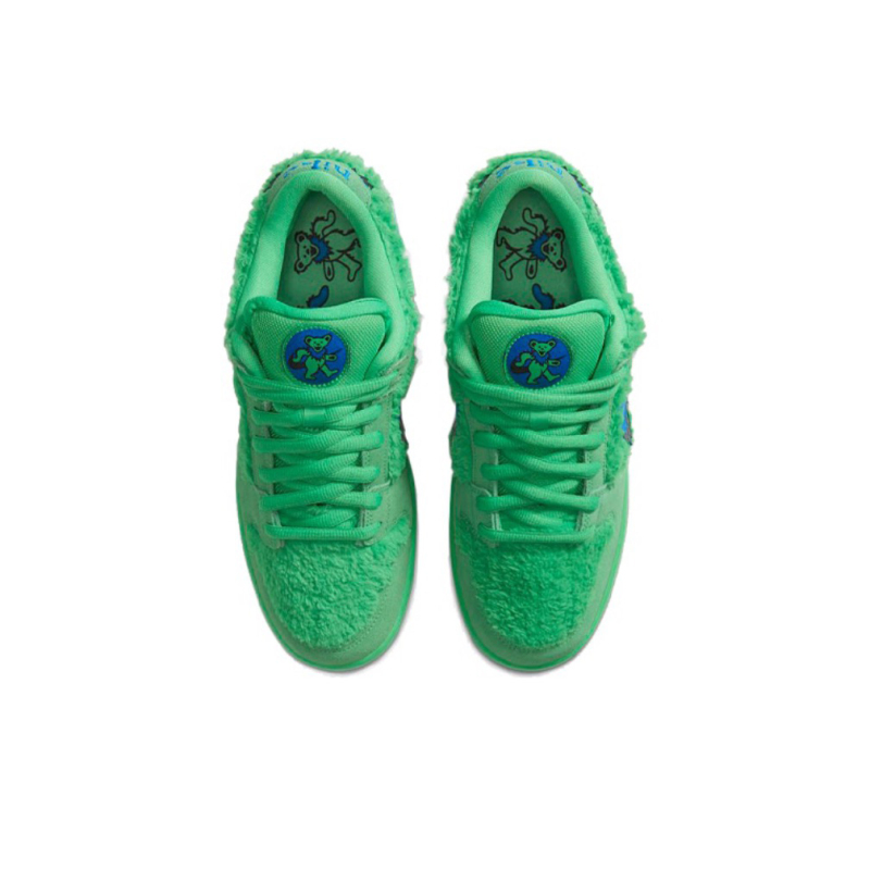 Nike Dunk SB Low Green Bear