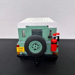 Land Rover Defender 90 Technic Custom 10317