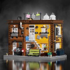 Xbert Creator Building Ashlef's 2-Story House 2284PCS block toys 66056