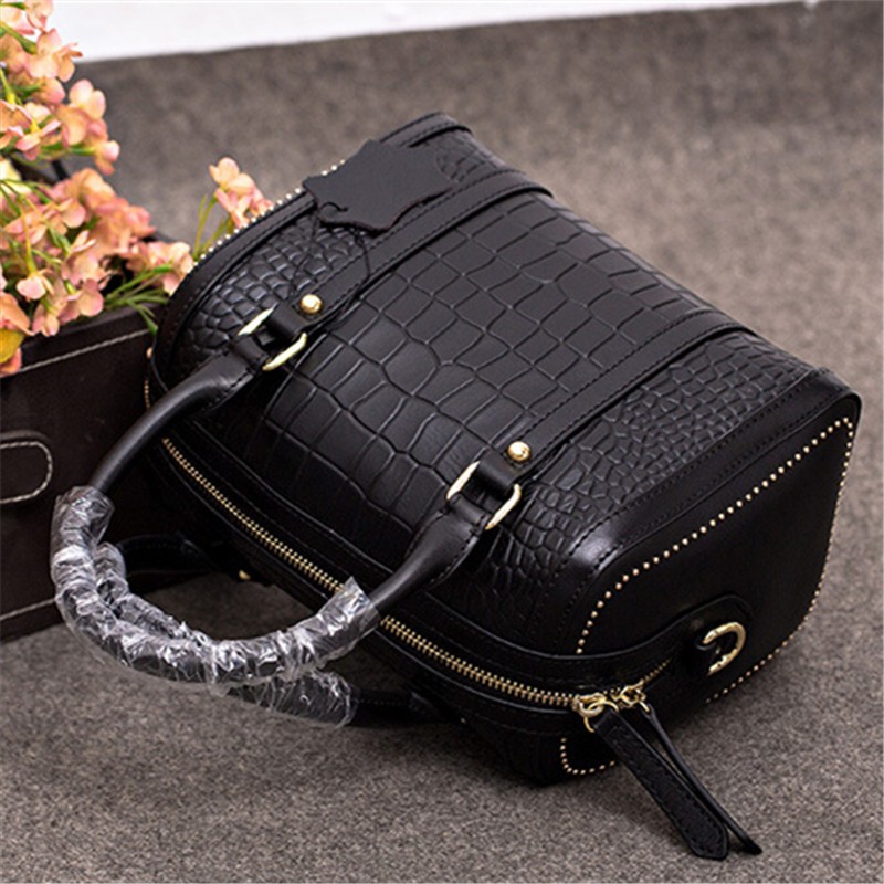 Luxury Women's fashion real leather handbags with zipper pocket Lightweight Shoulder Bags