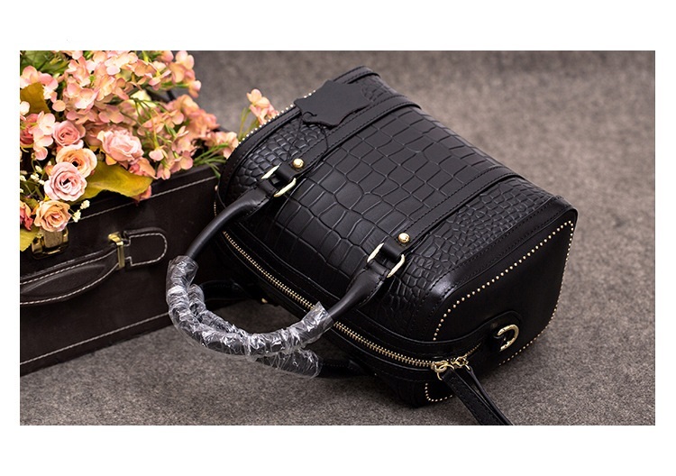Luxury Women's fashion real leather handbags with zipper pocket Lightweight Shoulder Bags