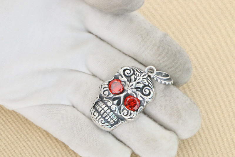 Skull Pendant With Red Stones 925 Sterling Silver Jewelry