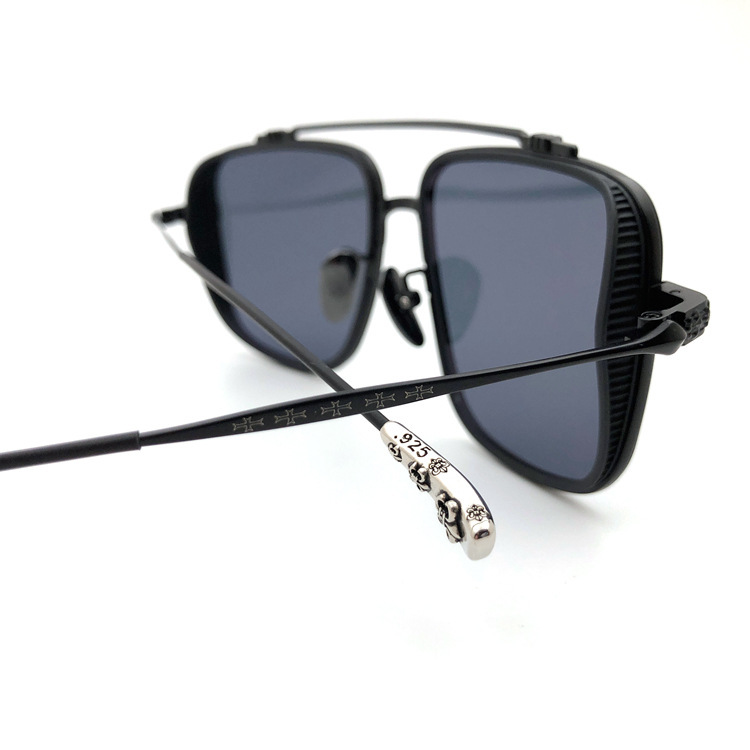 Vintage Fashion Designer Crosses Sunglasses Eyewears 49-8014