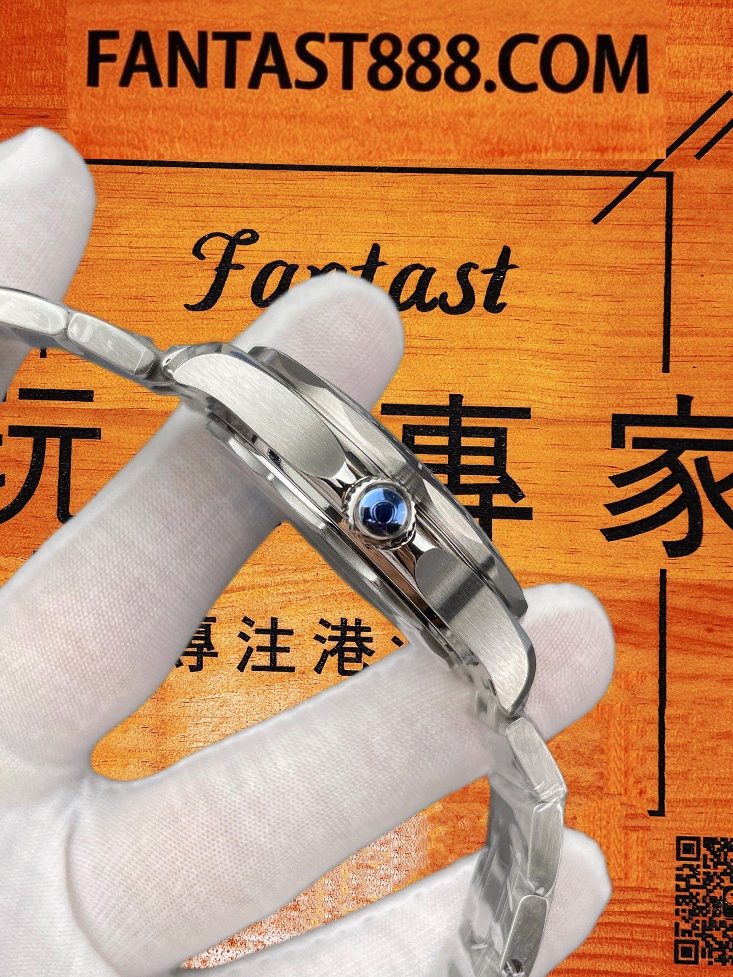 OMEGA海馬300 皮帶配置 歐米茄海馬300棕色皮錶帶雙配置展示