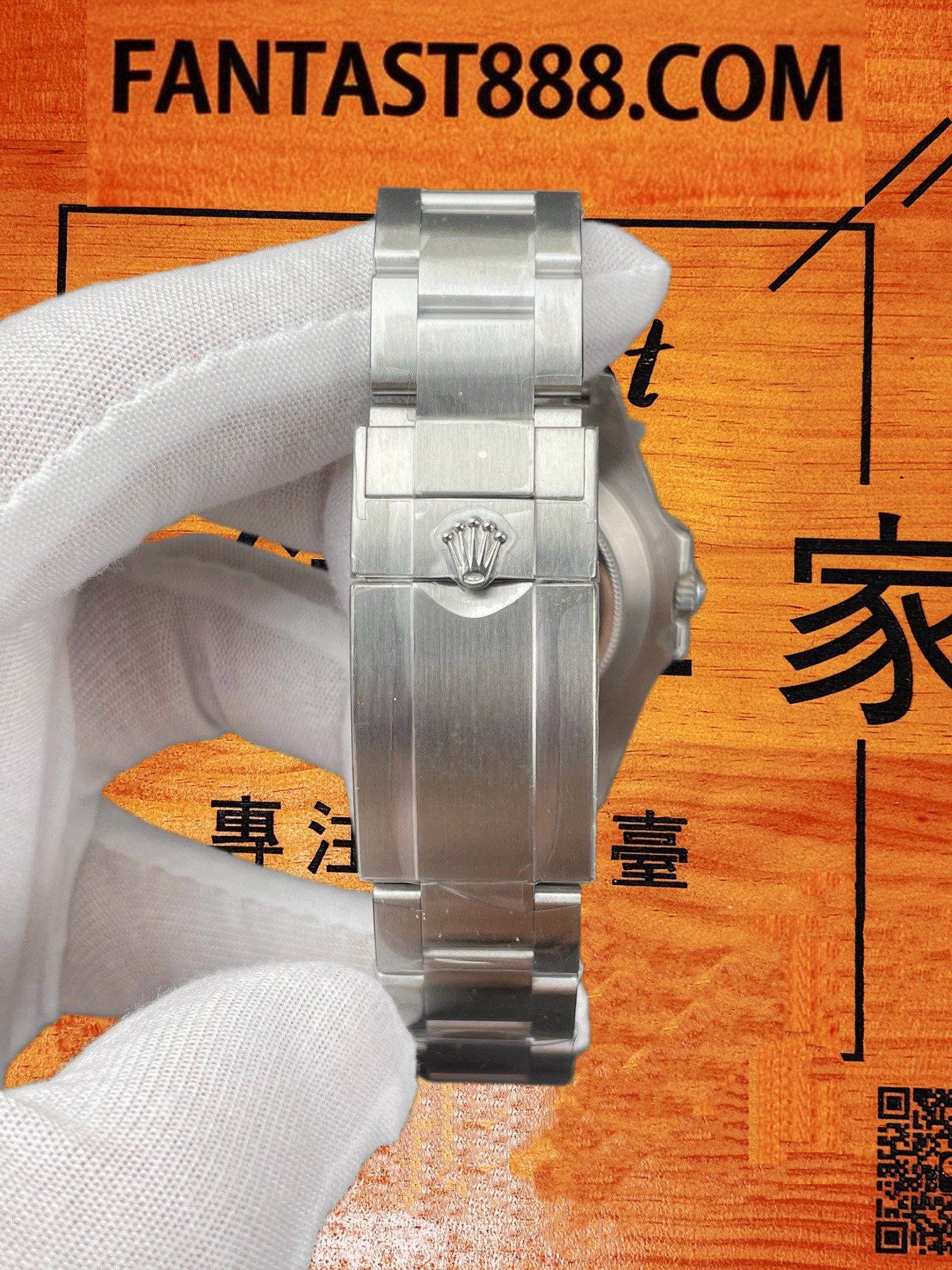 Explorer II 904L精鋼 勞力士Explorer II錶殼904L不鏽鋼材質細節