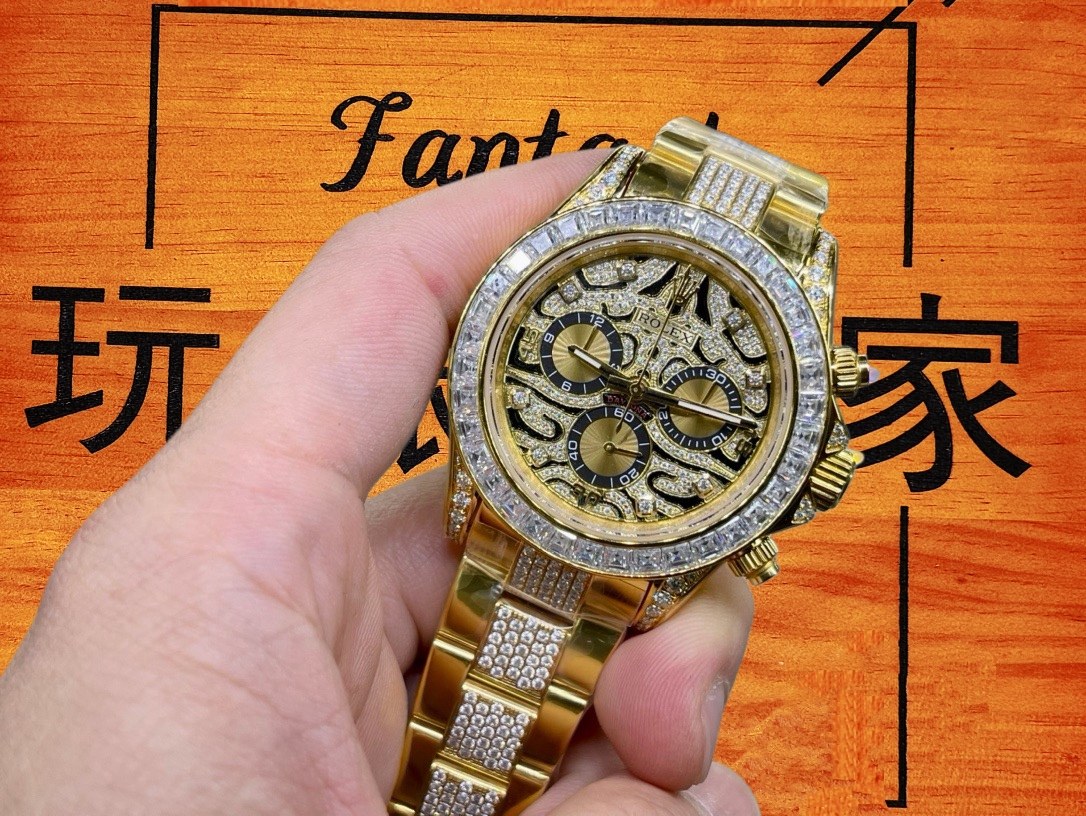客定改裝 勞力士 Cosmograph Daytona 滿鑲莫桑鑽 18K厚金包裹 黃金 熊貓面 4130機芯 復刻腕錶 實拍 5