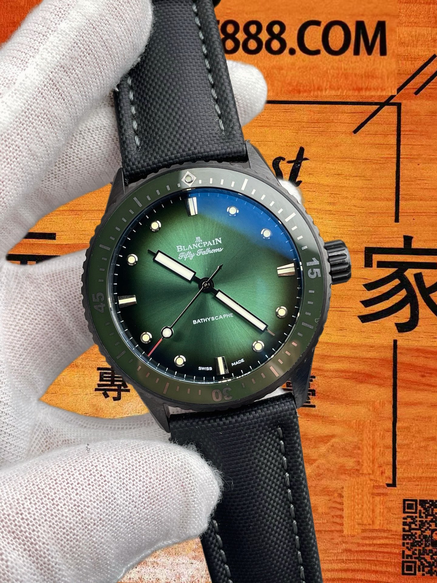 高仿TW廠寶珀-五十噚-Fifty Fathoms-極光綠-43.6mm-1315機芯 實拍 3
